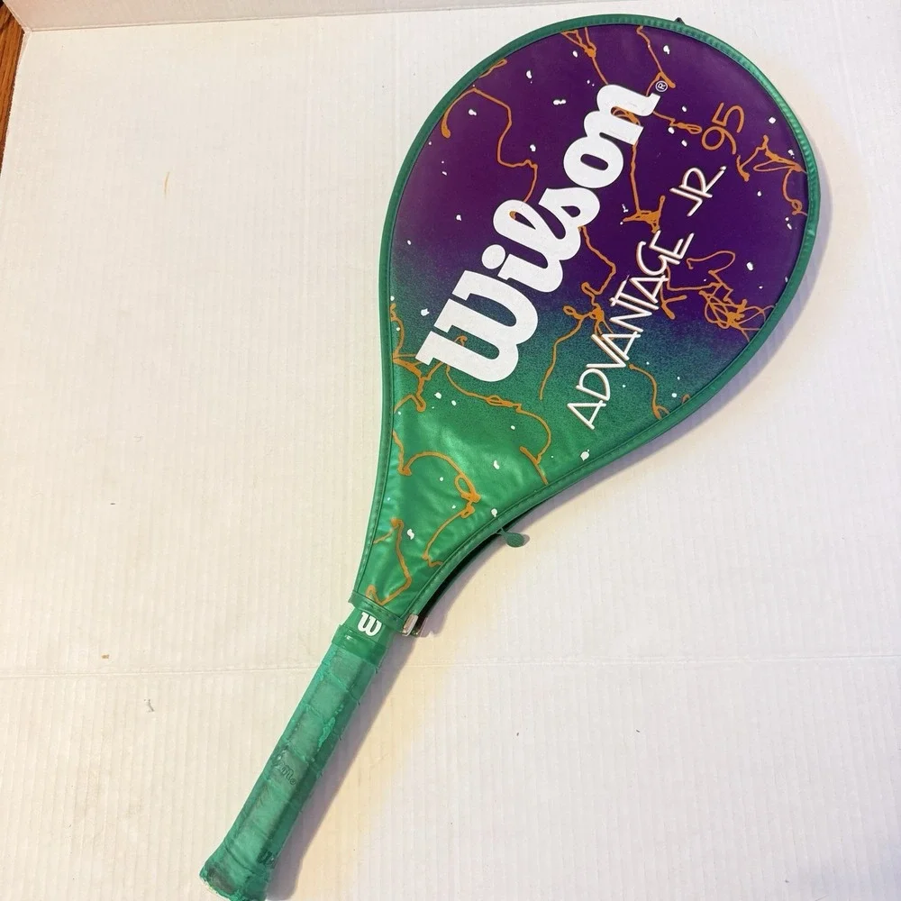 Tennis Racquet Wilson Advantage Jr. 95 with its cover Green And Purple And Green